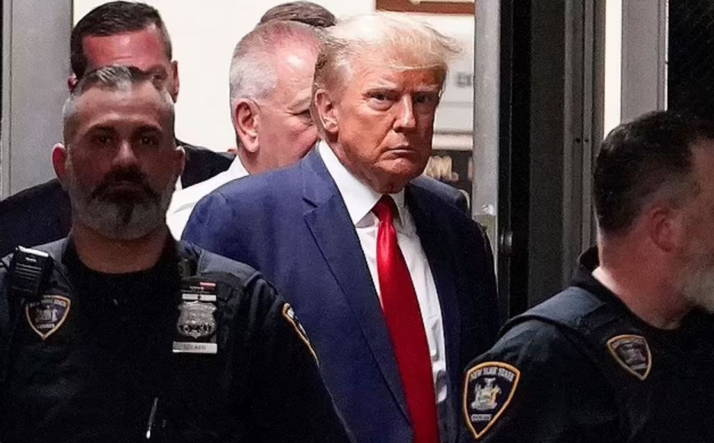 Breaking News: Donald Trump confirms he will turn himself to Fulton County jail on Thursday – the day after the GOP presidential primary&nbsp;debates