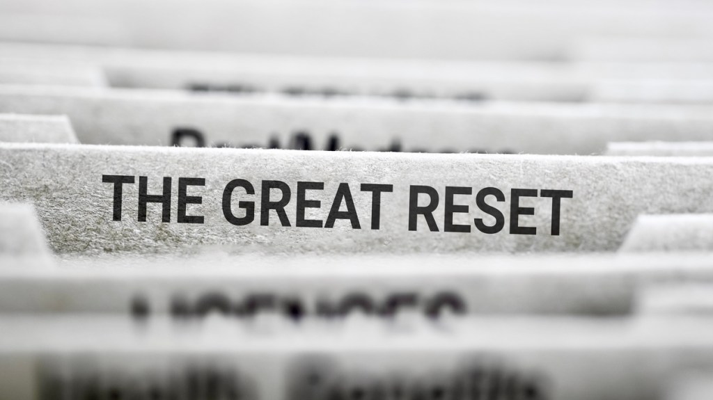 Globalism and the Coming World Dictator: Deceiving vs&nbsp;Restraining