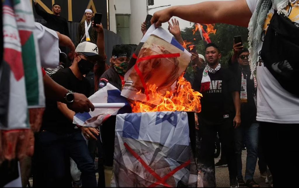 Day of rage: Anti-Israel protests spread around the&nbsp;world