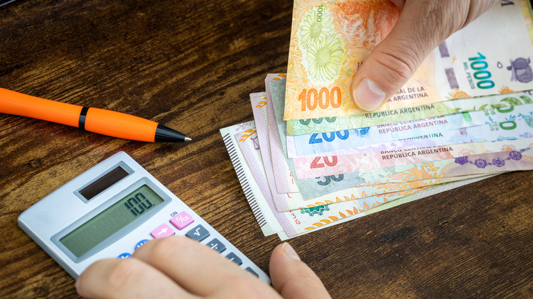 Latin American country raises interest rates to&nbsp;133%