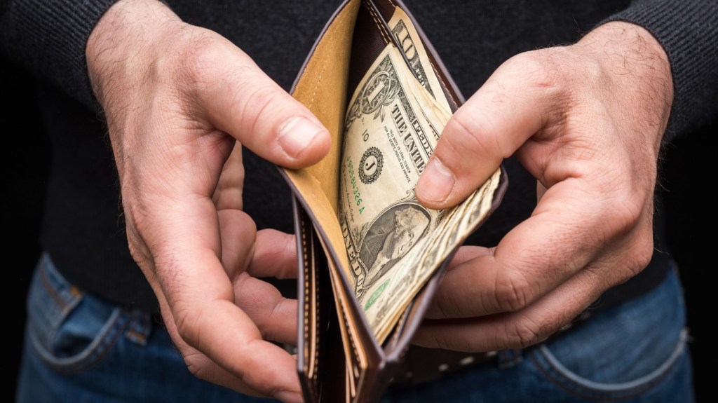 Living Paycheck To Paycheck Has Become “The Main Financial Lifestyle” For U.S.&nbsp;Consumers