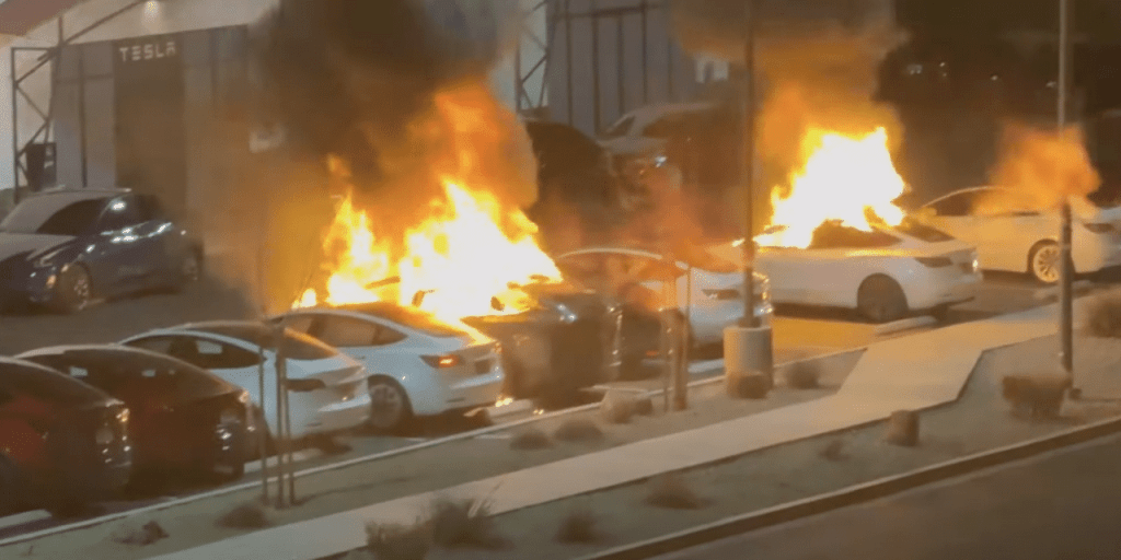 (WATCH) Multiple Teslas torched with Molotov cocktails and shot up in&nbsp;Vegas