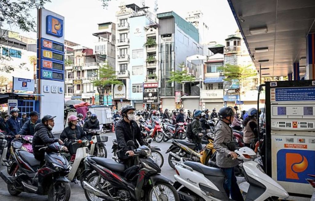 The world goes dark: Sri Lanka orders lights off, Philippines declares state of national emergency and Slovenia brings in fuel rationing as effects of Iran war ripple around the&nbsp;globe