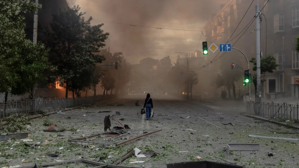 Russia tells Marco Rubio U.S. citizens should leave Kyiv ahead of ‘systematic’ strikes on Ukrainian&nbsp;capital